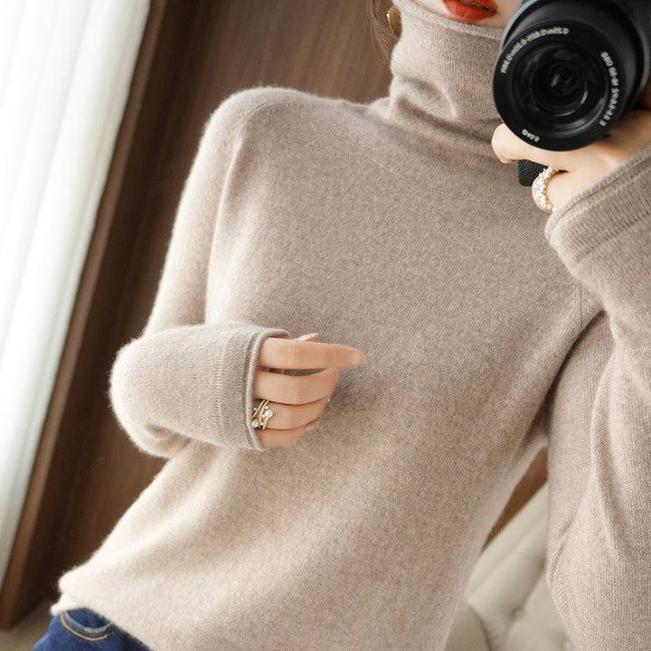 Women's Soft Roll Neck Sweater in Cashmere-Look with Thumb Hole and Fitted Silhouette Mune Fashion