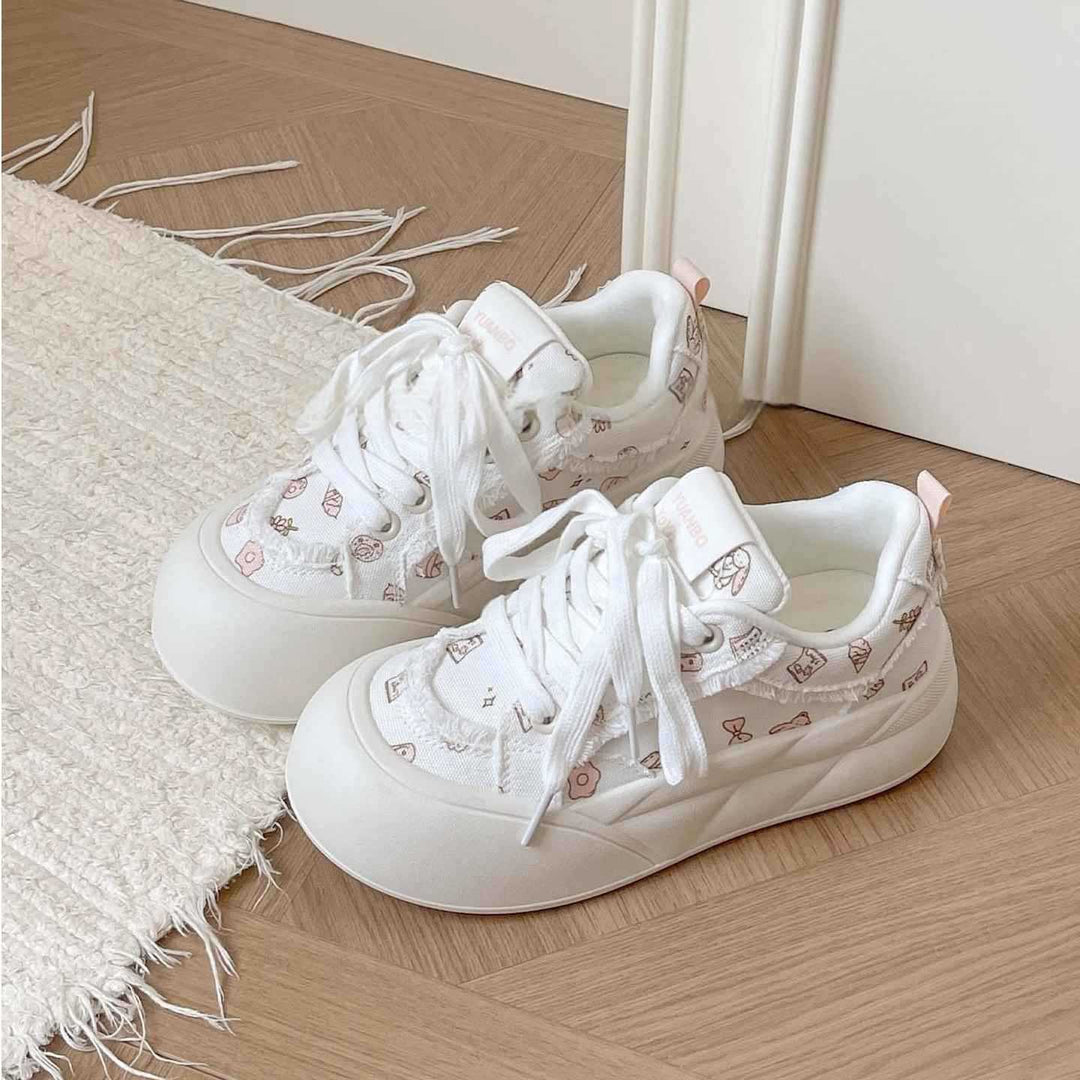 Women's sneakers with playful design and comfortable cushioning Mune Fashion