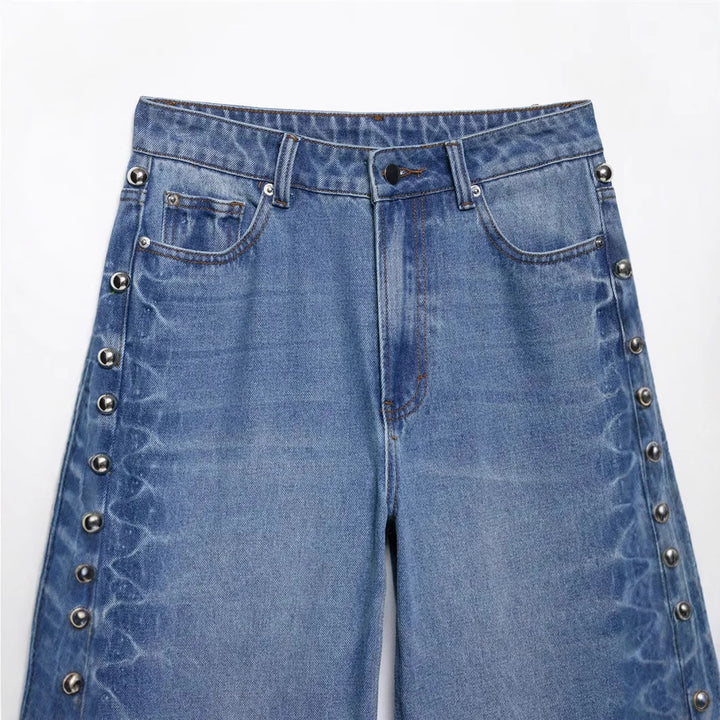 Ladies loose high waist jeans with metal eyelets and side lacing Mune Fashion