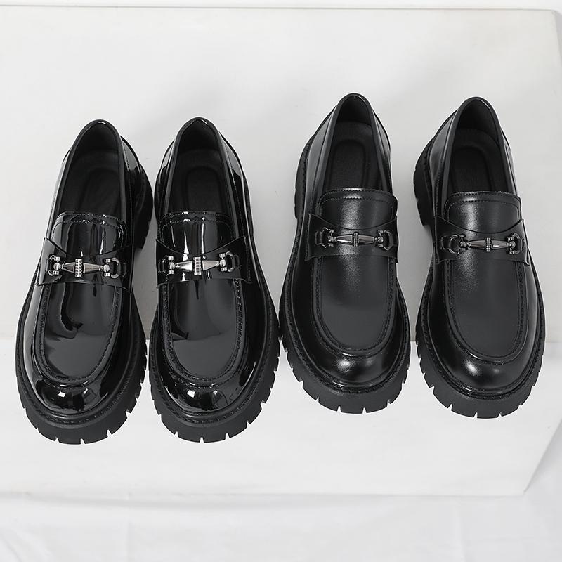Men's Fashion Loafers with robust sole profile and elegant buckle decoration Mune Fashion