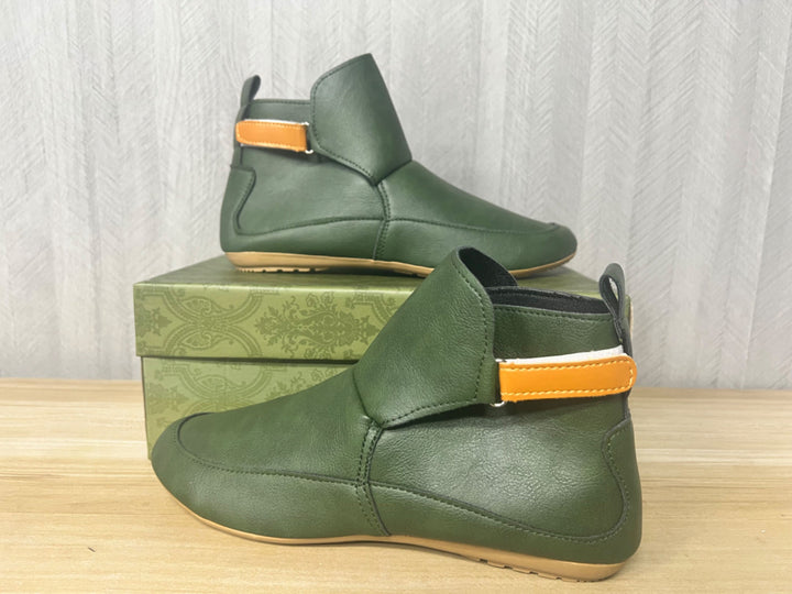 Unisex ankle-high synthetic leather boots with Velcro closure and non-slip rubber sole Mune Fashion