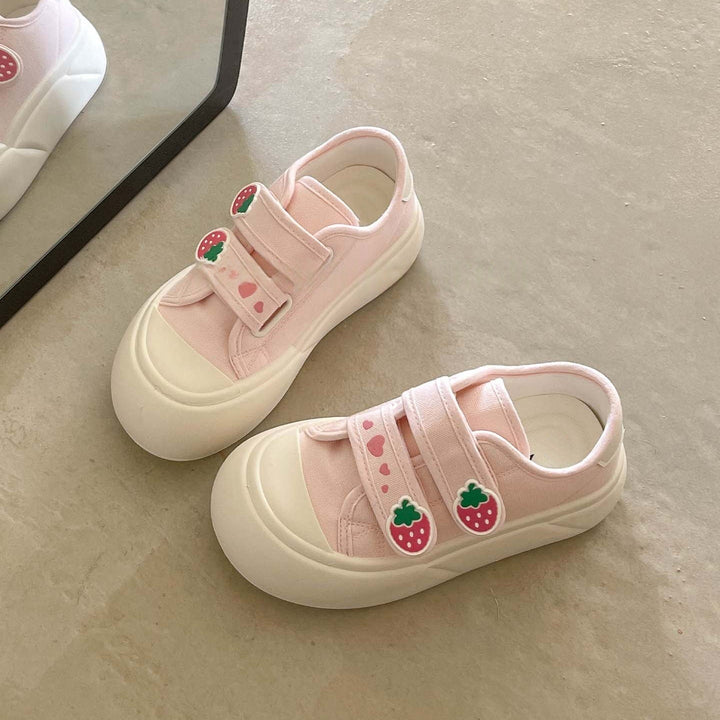 Women comfortable and playful sneakers with Velcro from Mune Fashion