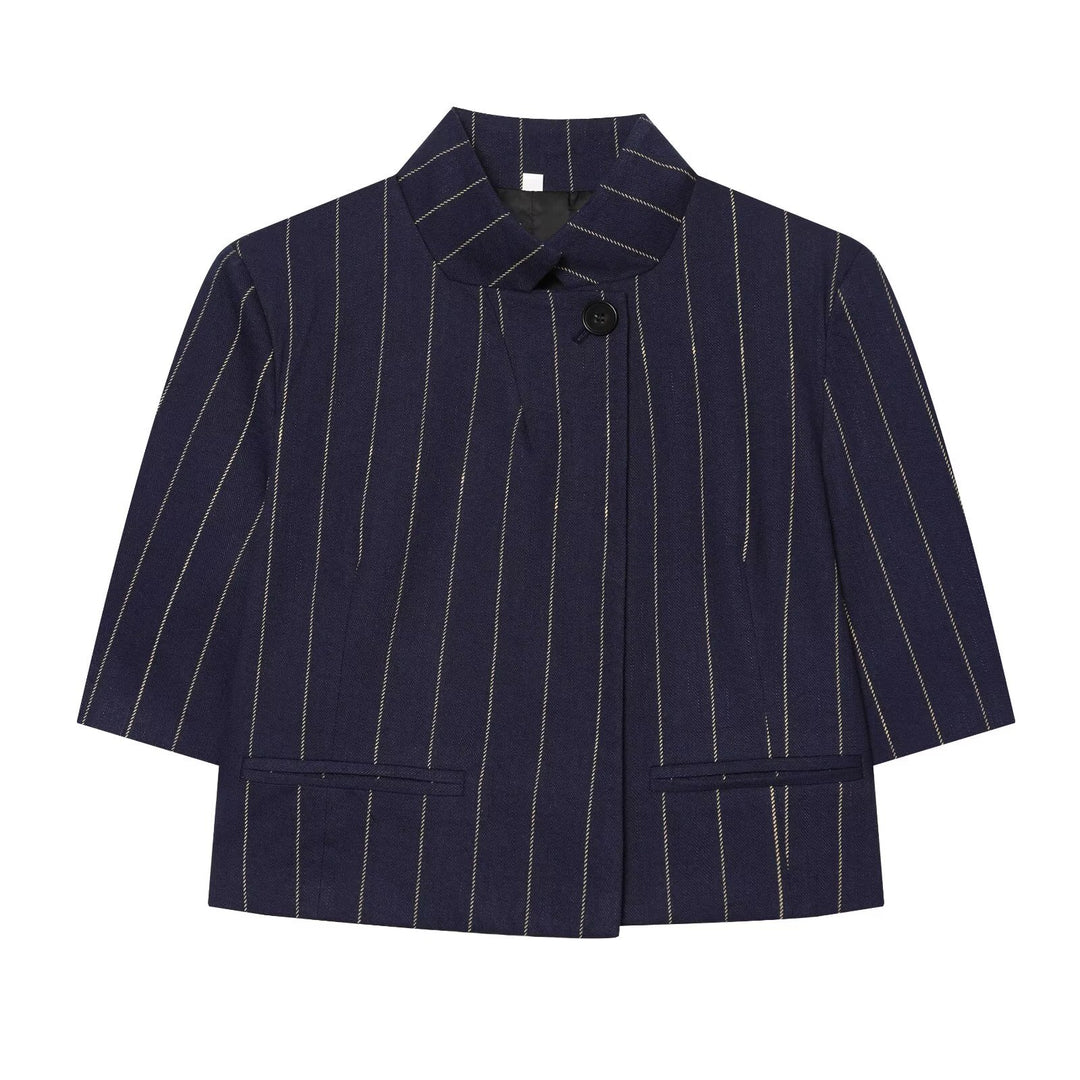 Ladies short blazer in boxy cut with stand-up collar and pinstripes Mune Fashion
