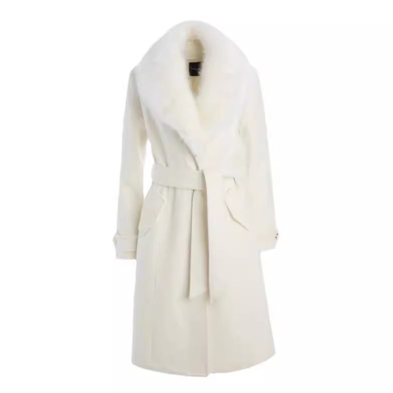 Women’s wool coat with detachable fur collar and waist belt Mune Fashion