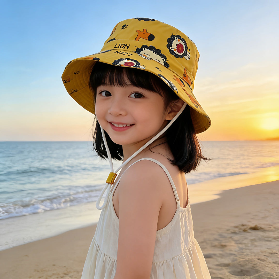 Unisex nan children's sun hat with adjustable chin strap, wide brim and imaginative unicorn print Mune Fashion