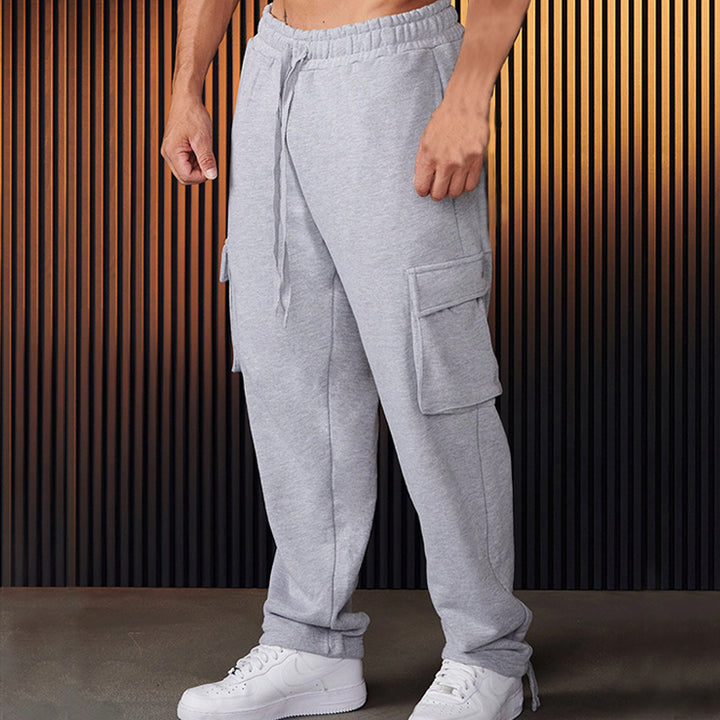 Men's cargo sweatpants in relaxed fit with large flap pockets and drawstring Mune Fashion