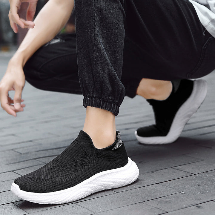 Women's seamless knit entry shoe with sock-like shaft and responsive wave cushioning sole Mune Fashion