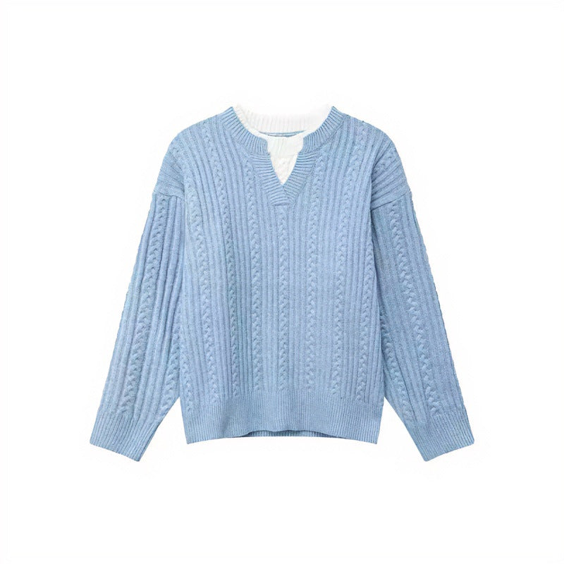 Women's chunky knitted cable pattern sweater with V-neck and layered look Mune Fashion