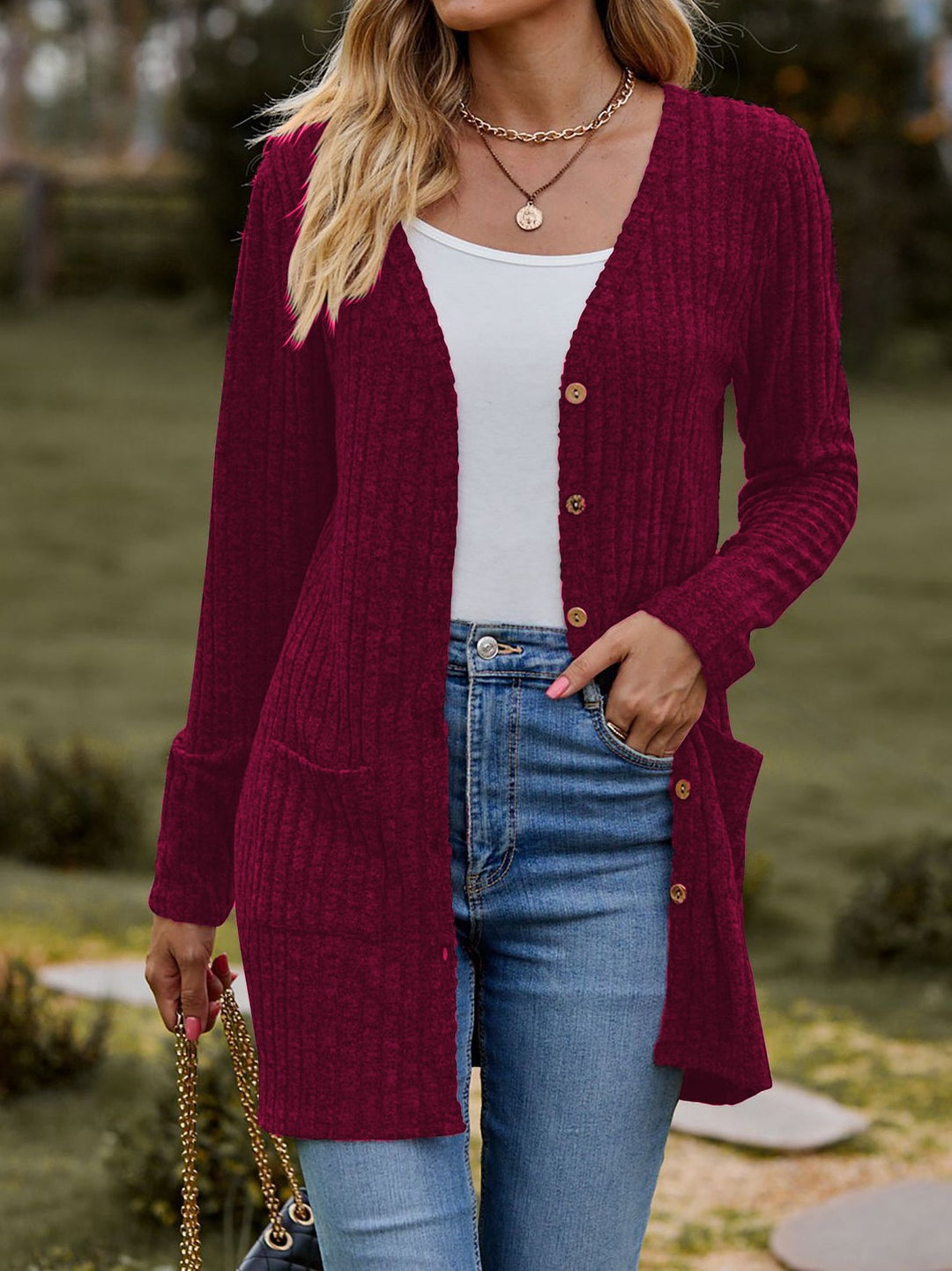 Women's longer ribbed knitted cardigan with patch pockets and wooden buttons Mune Fashion