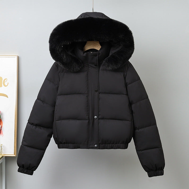 Women's short cut thermo bomber jacket with voluminous hood trim and elastic hem Mune Fashion