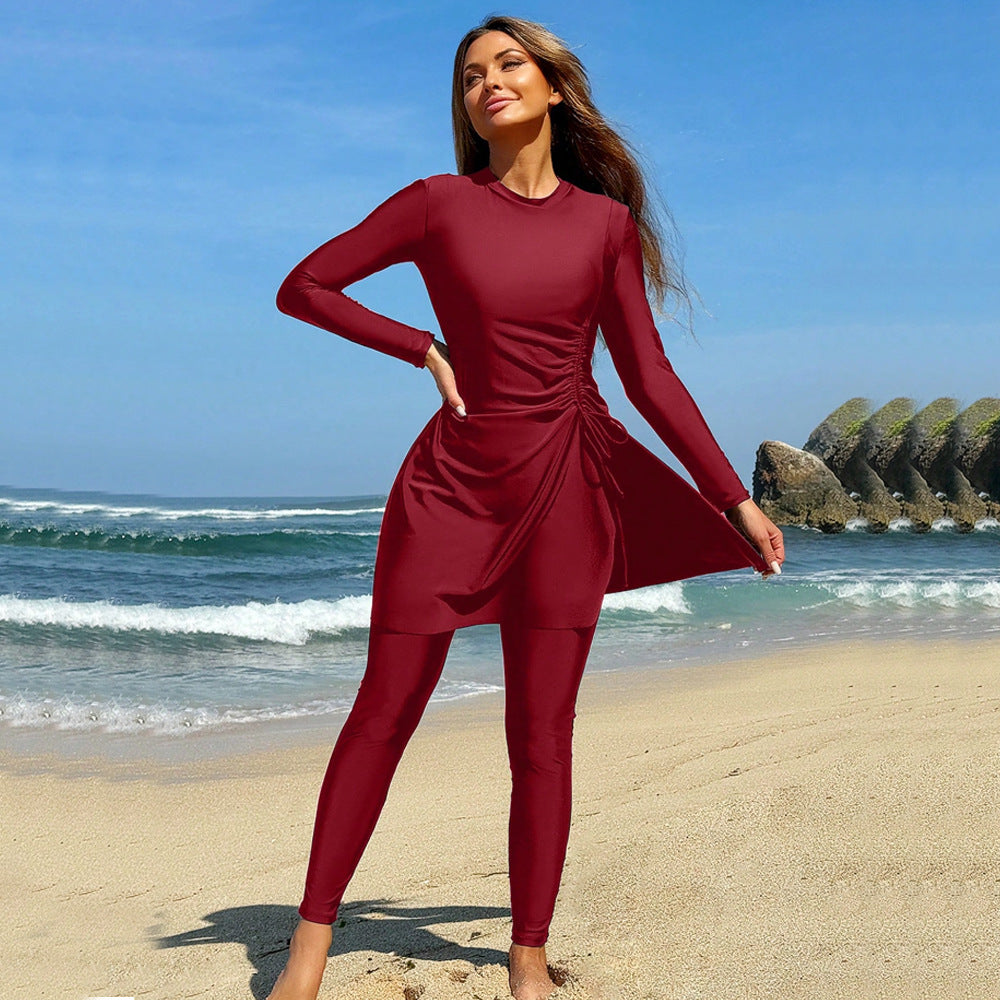 Women's sporty swimwear set with fashionable cut Mune Fashion