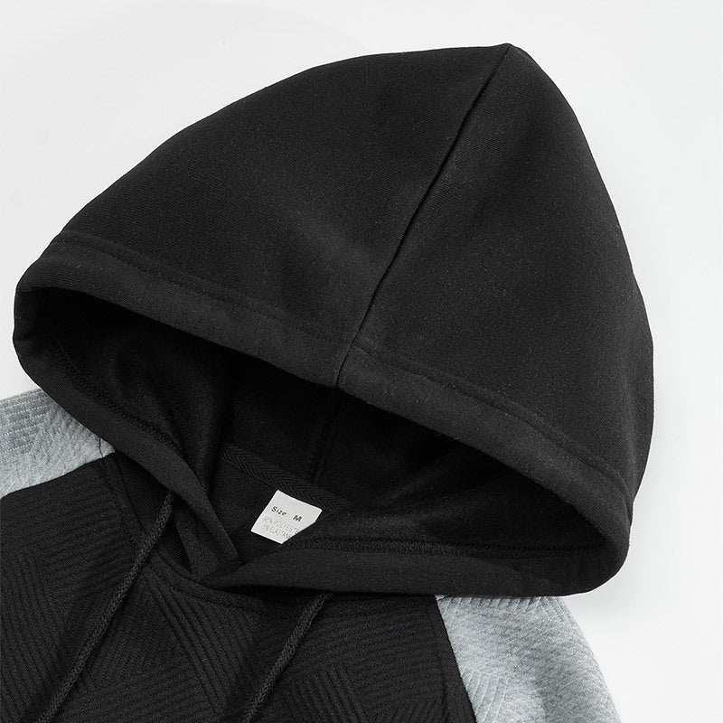 Men's hoodie with structured shoulder inserts and kangaroo pocket Mune Fashion