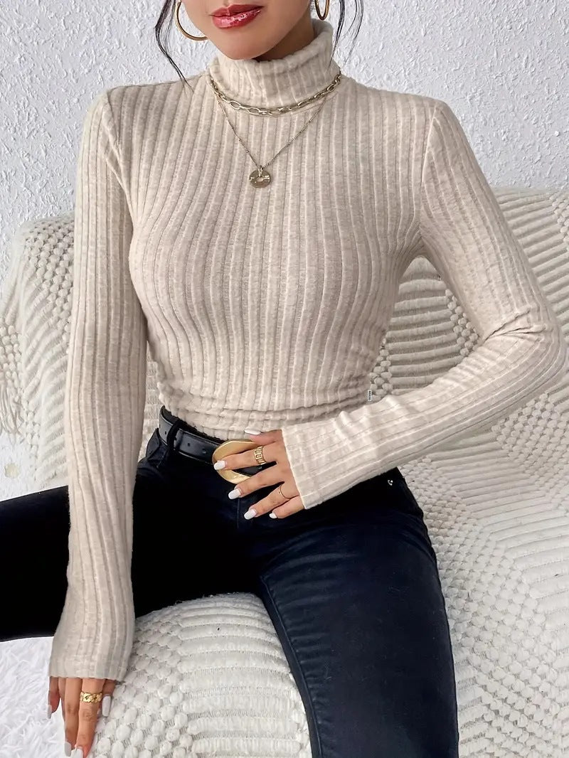Women's form-fitting ribbed turtleneck sweater with tailored cut Mune Fashion