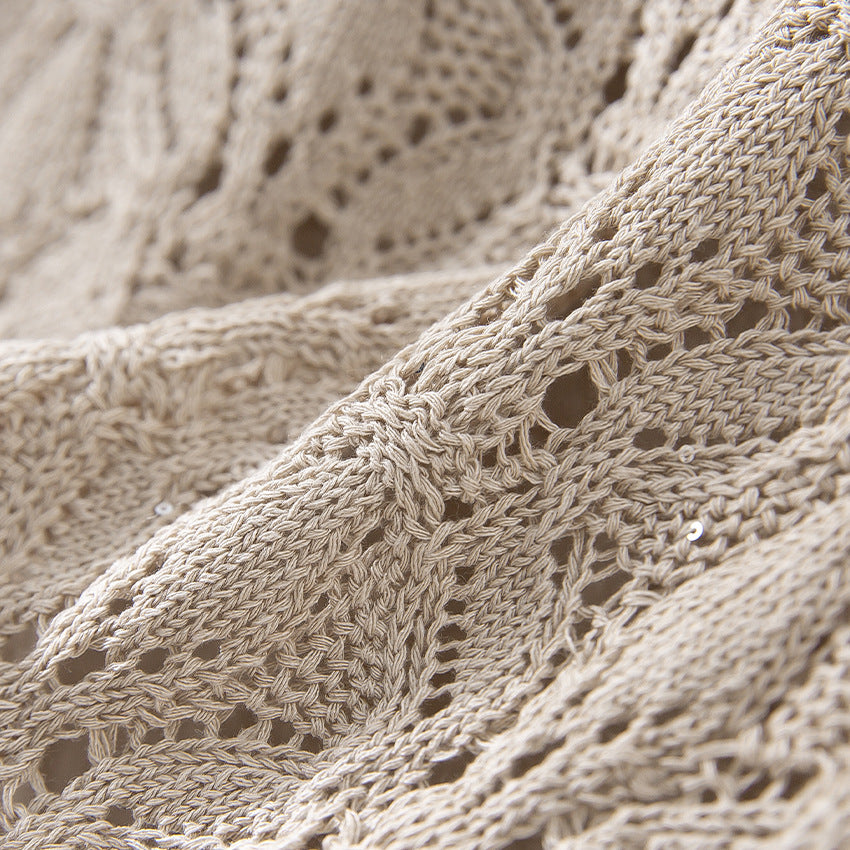 Ladies Fine Crochet Long Sleeve with Floral Openwork Structure and Casual Silhouette Mune Fashion