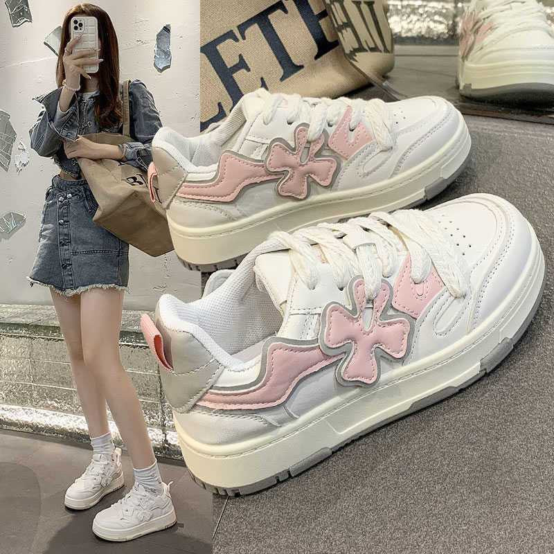 Women's Sneakers in Modern Floral Design Mune Fashion