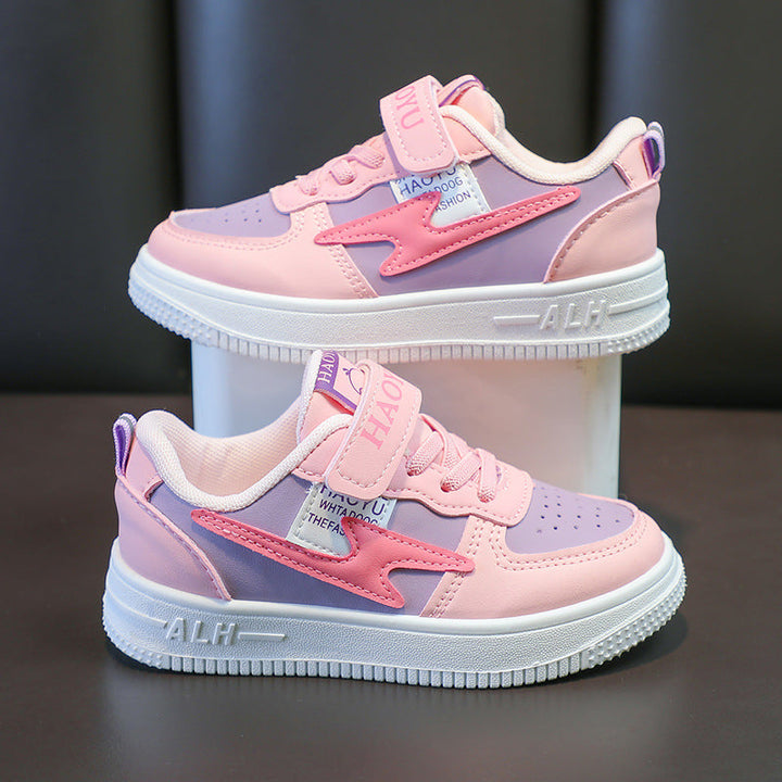 Women's sporty sneakers with adjustable Velcro and breathable surface Mune Fashion