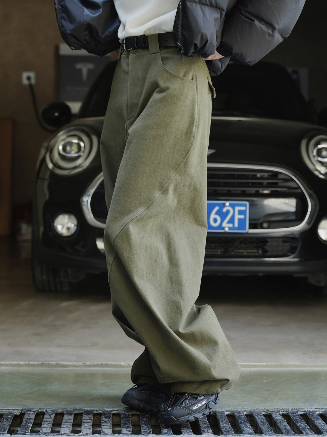 Women Wide High-Waist Cargo-Baggy Pants with Flap Pocket Mune Fashion