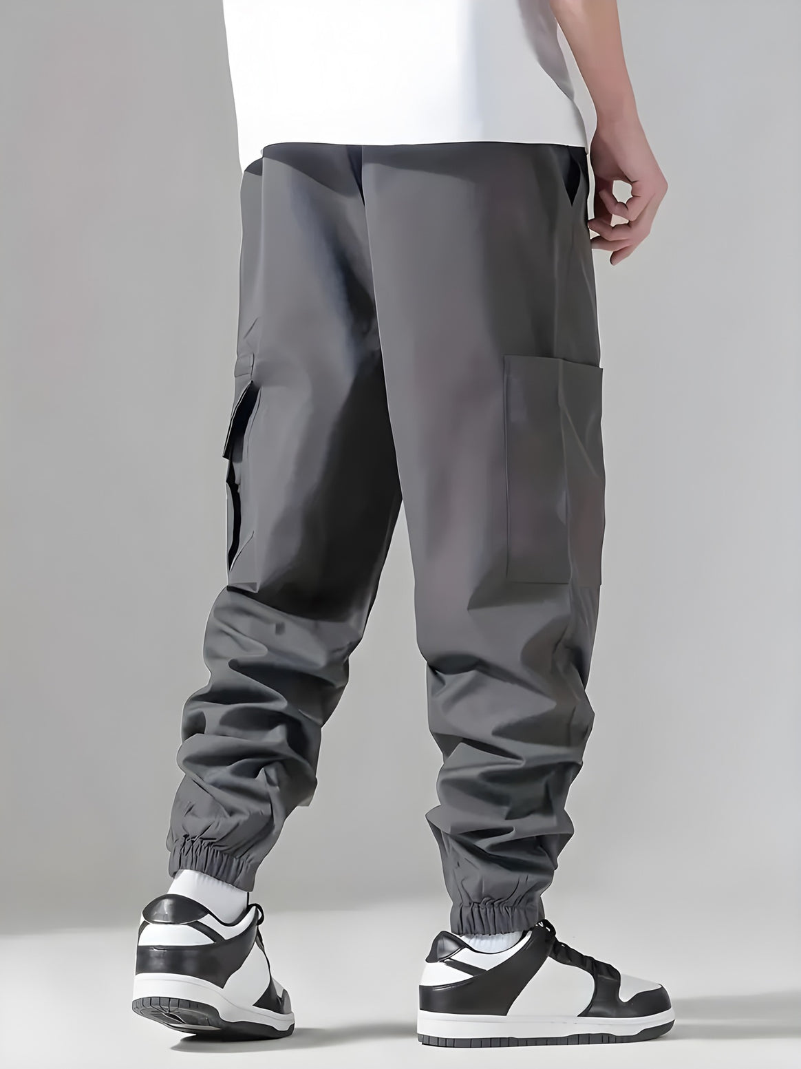 Men's Technical Cargo Pants in Jogger Style with Elastic Waistband, Zipper Utility Pocket & Cuffs Mune Fashion