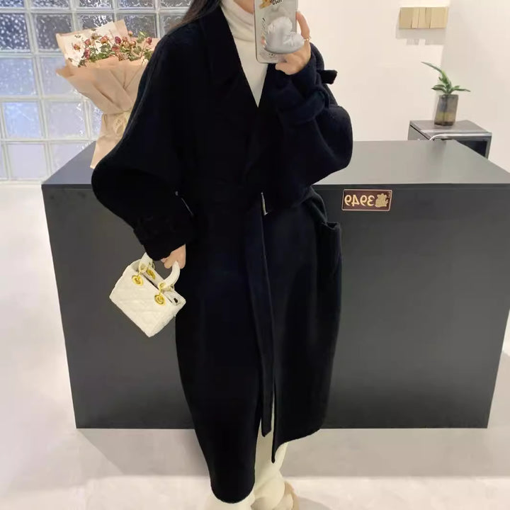 Women's oversized coat with dropped shoulder and long silhouette Mune Fashion