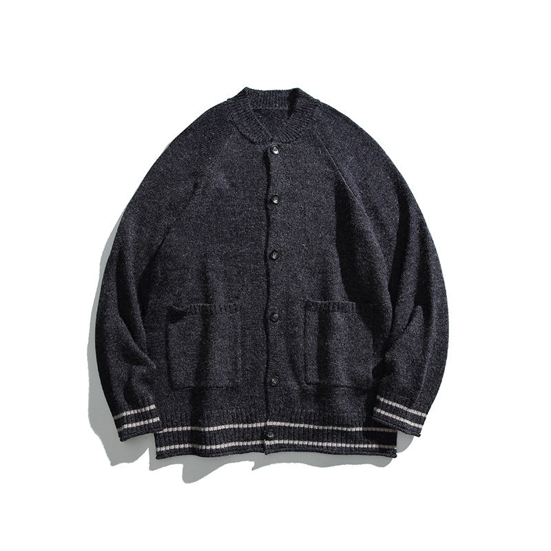 Unisex Boxy Cardigan made of fine knit with raglan sleeves and patch pockets Mune Fashion
