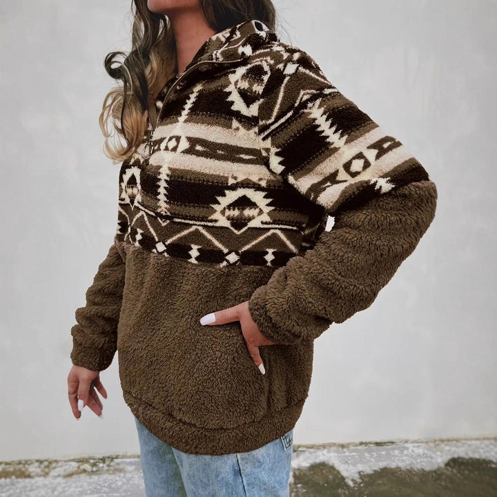 Women's Fleece Pullover with Modern Aztec Pattern and Stand-Up Collar Mune