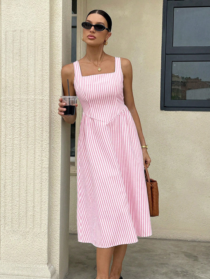 Women’s midi dress with square neckline, wide straps and tailored A-line cut Mune Fashion