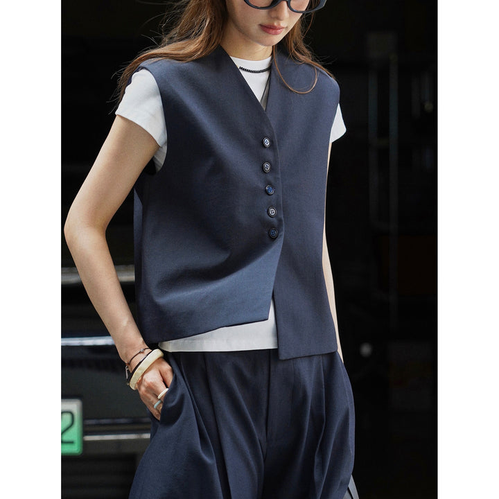 Women's Oversized Tailoring Vest with V-Neck and Continuous Button Placket Mune Fashion