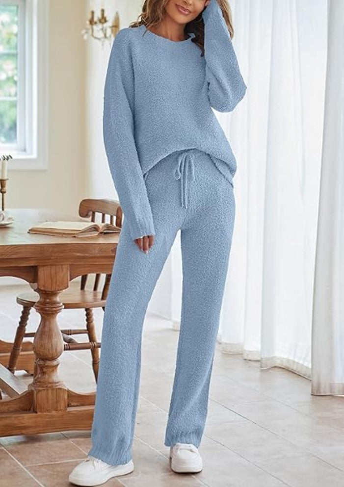 Women's cozy lounge set with oversized sweater and drawstring pants Mune Fashion