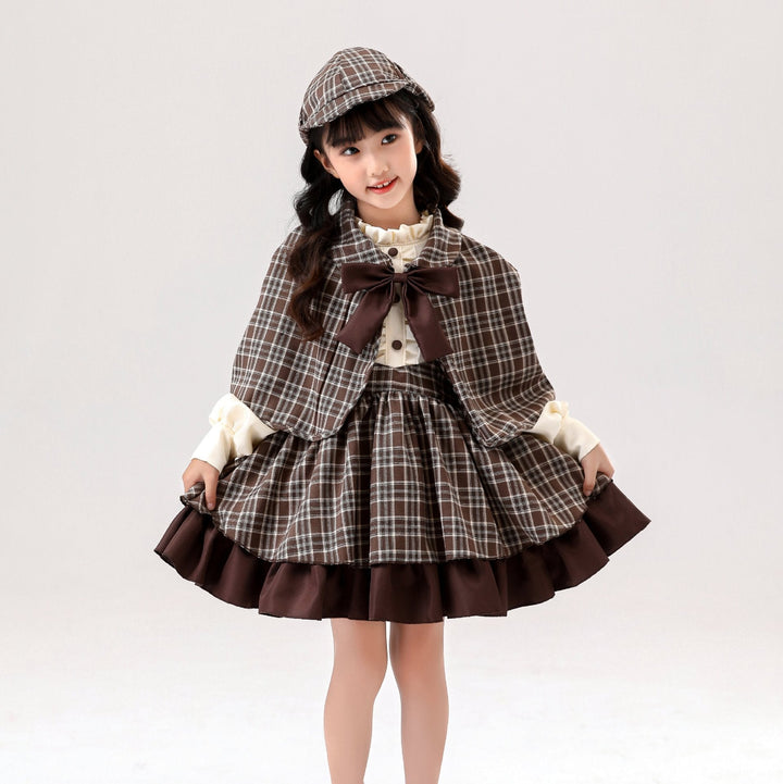 Girl Detective Costume with Checkered Details Mune Fashion