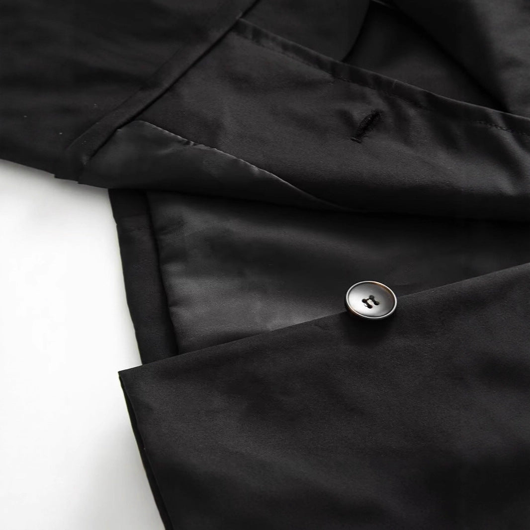 Women Short Cut Cropped Trench Coat with Double-Breasted Button Closure and Epaulets Mune Fashion