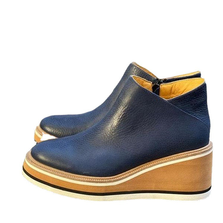 Women's ankle boot with wedge heel made of full-grain leather with ergonomic platform sole and internal zipper Mune Fashion