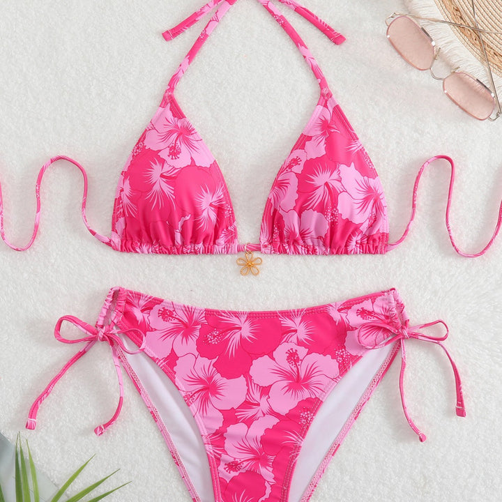 Women Triangle Bikini with playful floral print Mune Fashion