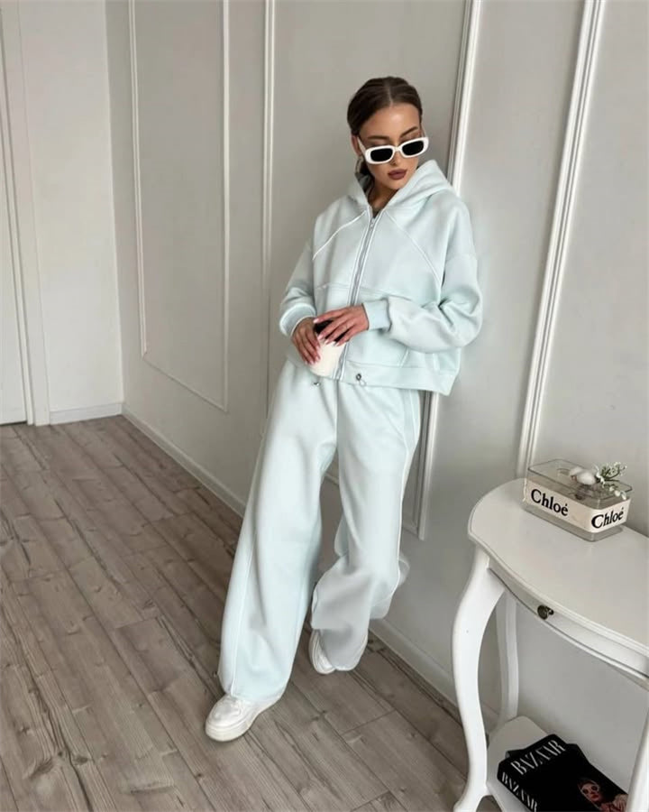 Women's hooded jacket and wide jogging pants set with contrast seams Mune Fashion