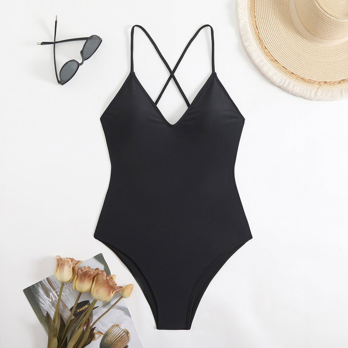 Women's sporty one-piece swimsuit with cross straps Mune Fashion