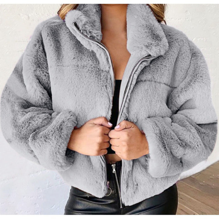 Women’s short-cut cuddly fleece quilted jacket with stand-up collar and zipper Mune Fashion