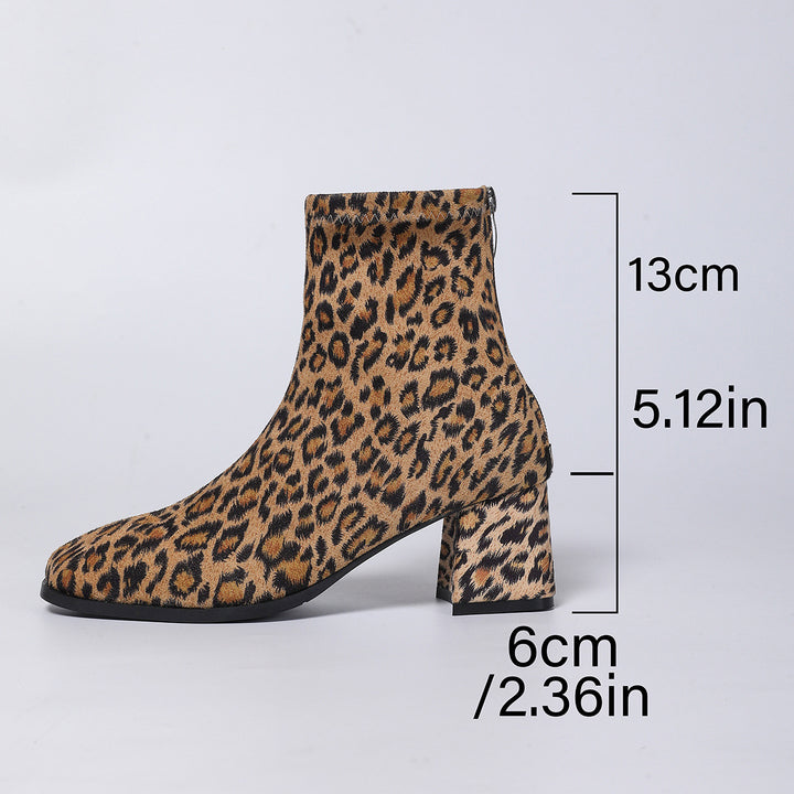 Women’s ankle-high velour look ankle boots with medium high block heel and slender toe cap Mune Fashion