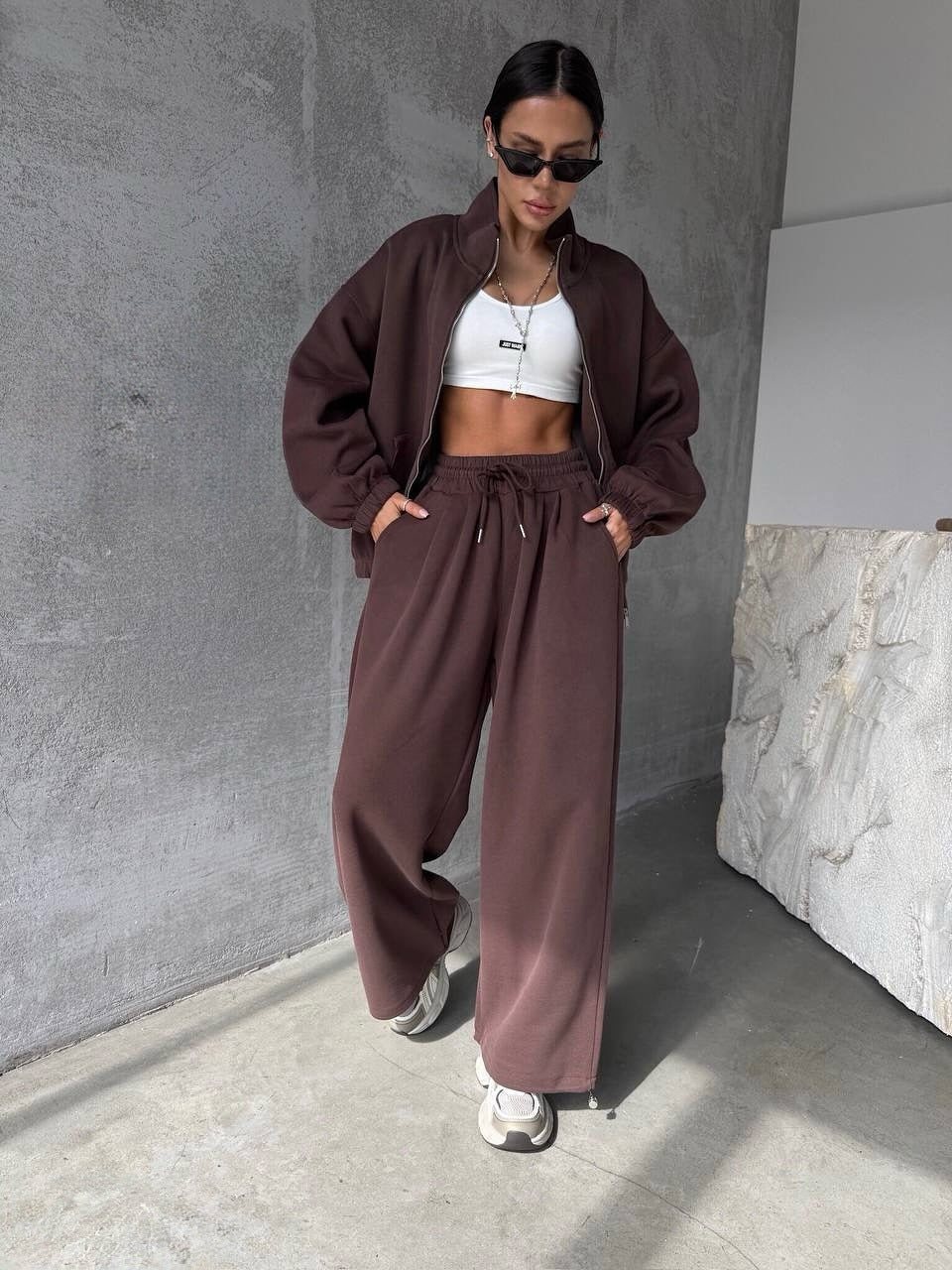 Women's oversized sweat set with zip-up jacket and wide joggers Mune Fashion