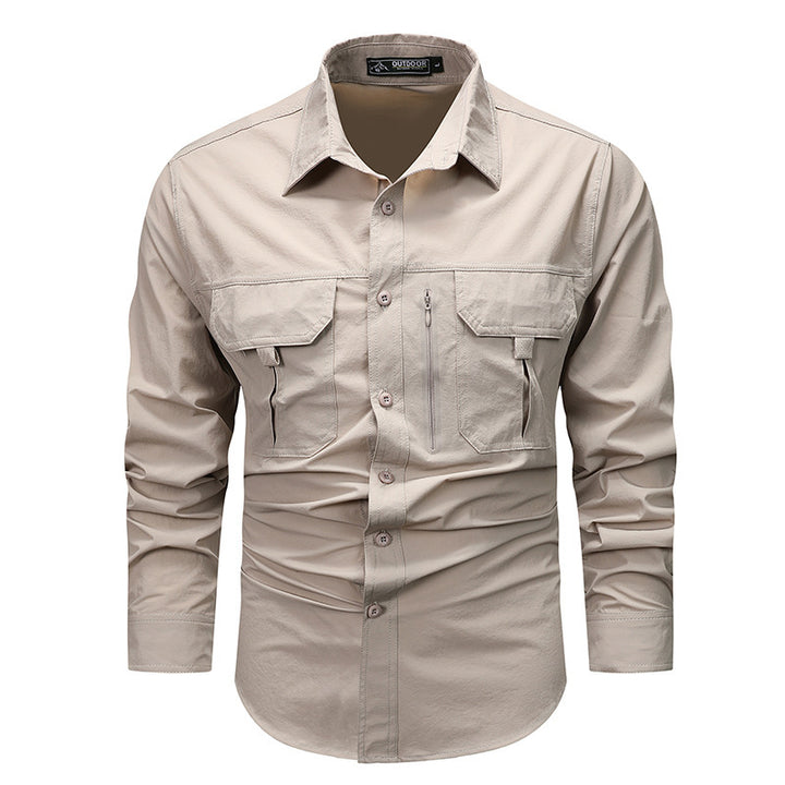 Men's robust field shirt with double chest flaps, concealed zip pocket and reinforced seams.