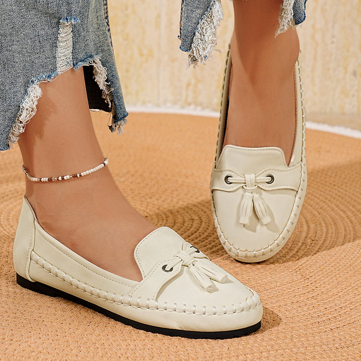 Women’s classic moccasin slippers with tassels and soft comfort insole Mune Fashion