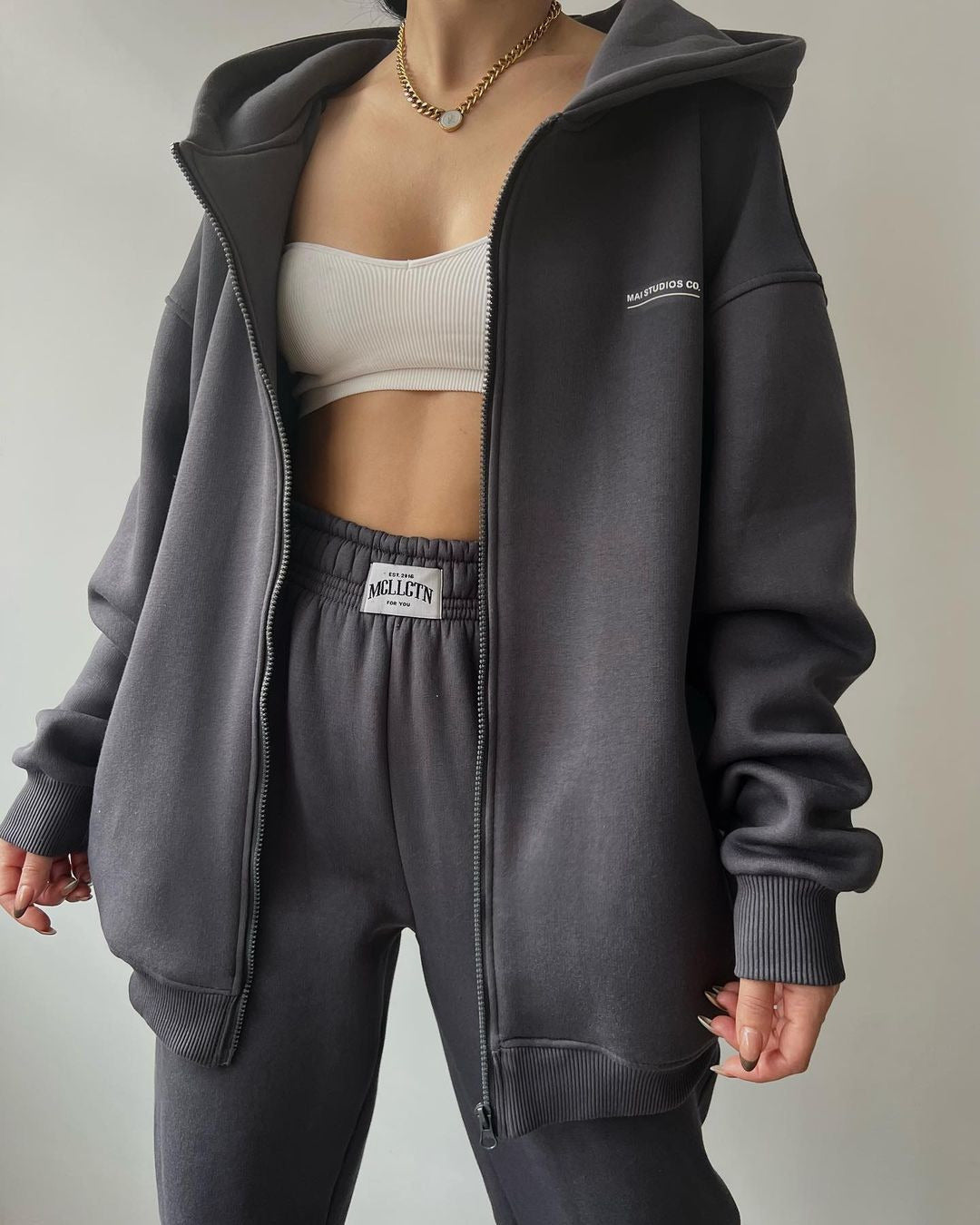 Women's Oversized Hooded Sweat Jacket with Zipper and High-Waist Jogging Pants Set Mune Fashion