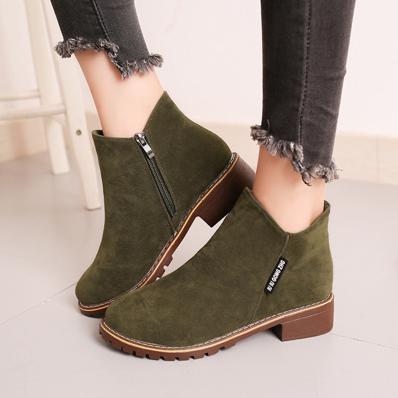 Women's ankle-high faux suede ankle boot with sturdy tractor sole and comfort heel Mune Fashion