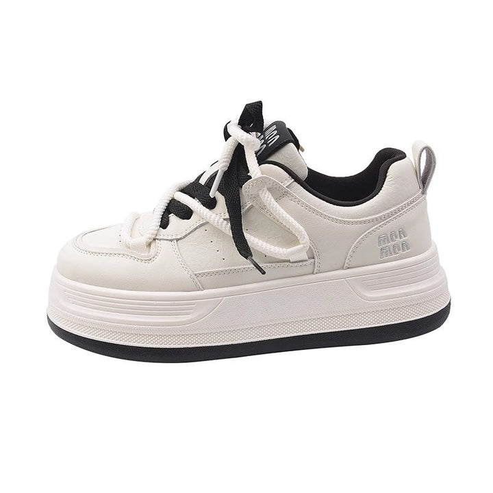 Ladies sporty sneakers with cushioning platform and soft upper material Mune Fashion