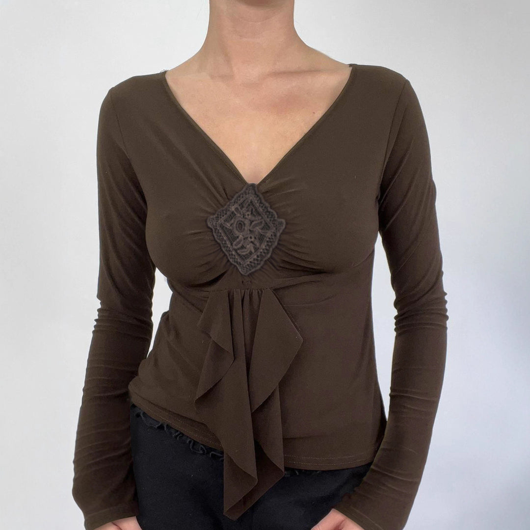 Women's figure-hugging long sleeve shirt with draped front and crocheted central applique Mune Fashion