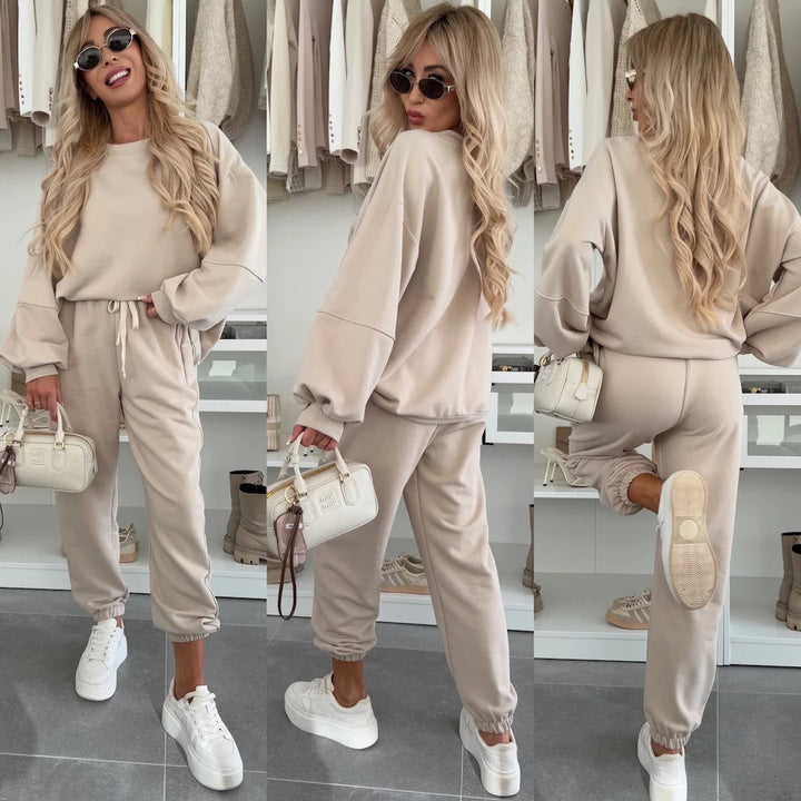 Women Oversized Loungewear Set made of soft brushed sweat with drawstring joggers and relaxed pullover Mune Fashion