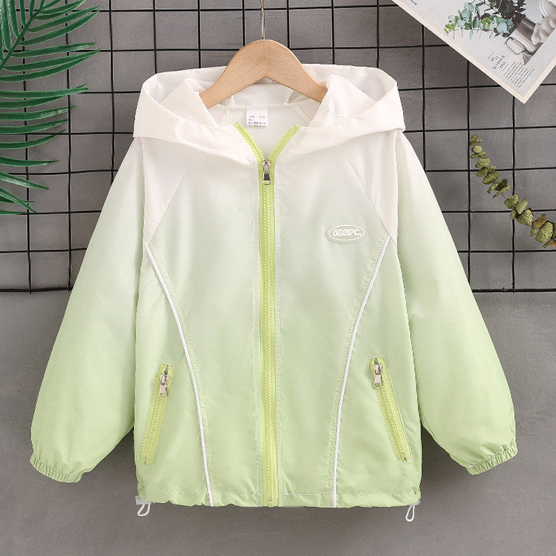 Women's lightweight water-repellent transitional jacket with hood and zip pockets Mune Fashion