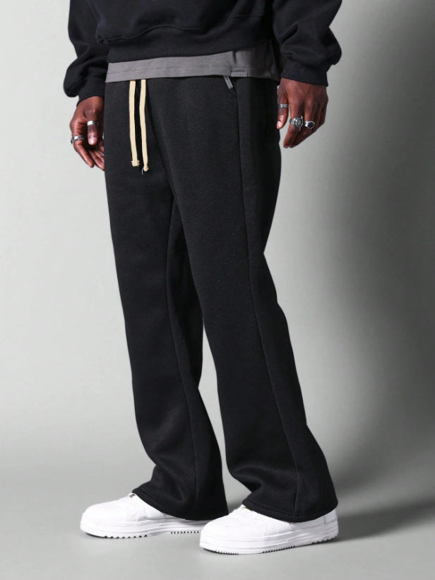 Men's loosely cut jogging pants with straight leg and elastic drawstring waistband Mune Fashion