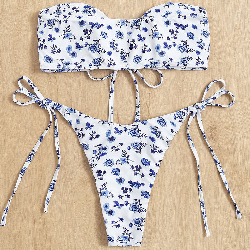 Women Bandeau Bikini with playful flower design Mune Fashion