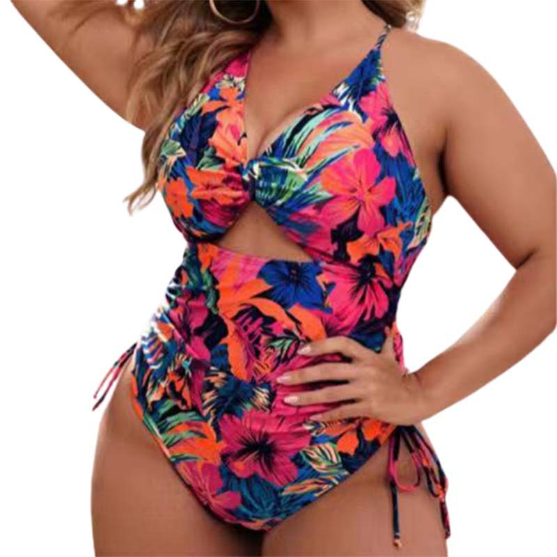 Women's one-piece swimsuit with trendy cut-out and colorful geometric design Mune Fashion
