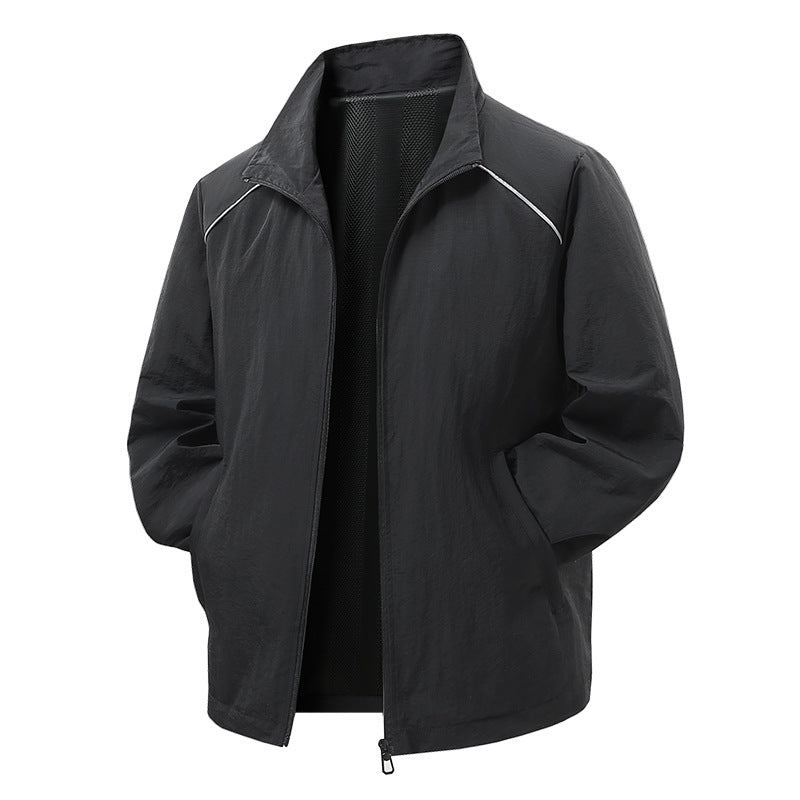 Men's Lightweight Wind and Rain Jacket with Mesh Lining and Reflective Shoulder Piping Mune Fashion