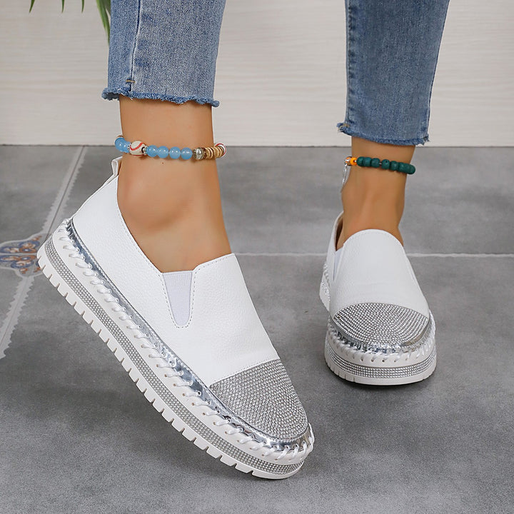 Women's Slip-On Platform Slippers with Rhinestone Trim, Elastic Entry and Profiled Rubber Sole Mune Fashion